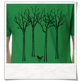 T-Shirt in green " The bird in the forest "