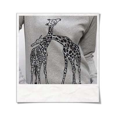 Giraffe in love / women Sweatshirt / Grey / Fair and Organic