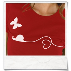 T-Shirt Schnecke & Schmetterling T-Shirt in Rot aus Biobaumwolle